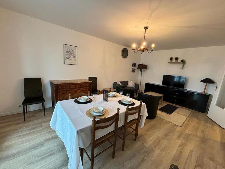 T3 Pied De La Gare + Centre Commercial Tout Inclus Orleans Exterior photo